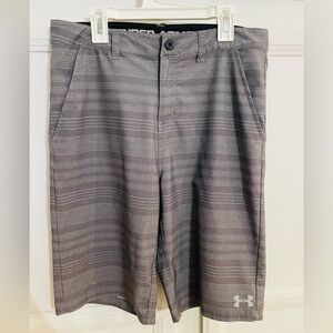 Boys Under Armour Amphibious Hybrid Shorts Gray Micro-stripe Sz 20